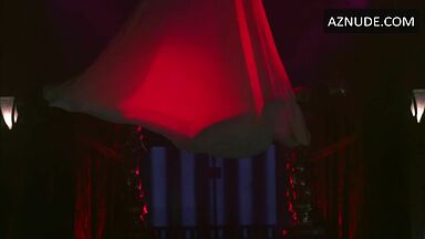 Ray Liotta watching hot stripper's dance