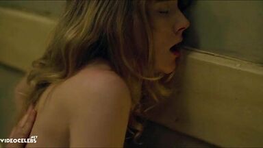 Kate Winslet and Saoirse Ronan hot lesbic scene