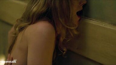 Kate Winslet and Saoirse Ronan hot lesbic scene