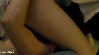 Kate Winslet and Saoirse Ronan hot lesbic scene
