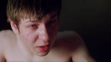 Lara Belmont sex scenes and nakedness in The War Zone