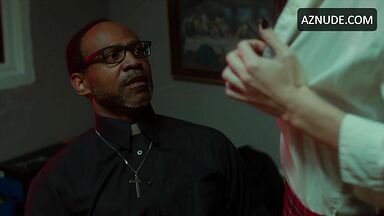 Laura Dromerick seducing the priest