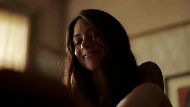 Mishel Prada and Michelle Badillo lesbians in Vida