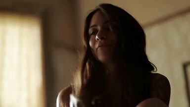 Mishel Prada and Michelle Badillo lesbians in Vida