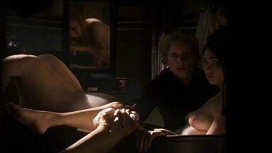 Kissing while bathing girls