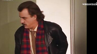 Natalia Dragoumi and Anna Mascha lesbic in Erotas kai pathos