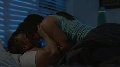 Nikki Moore making sexy stuffs in Cassidy Way