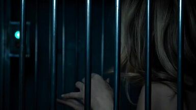 Hot Elisabeth Hower caged, Escape Room