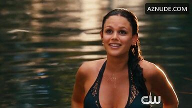 Rachel Bilson posing hot in bikini in The To Do List