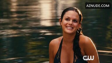 Rachel Bilson posing hot in bikini in The To Do List