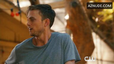 Rachel Bilson posing hot in bikini in The To Do List