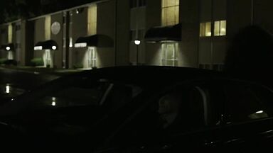 Rachel Brosnahan lesbic encounter in House of Cards