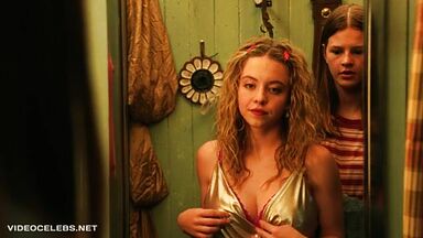 Teen Sydney Sweeney being sexy