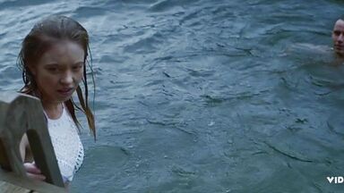 Sydney Sweeney and Otmara Marrero lesbic romance in Clementine