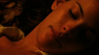 Teen Liv Tyler doing sexy things