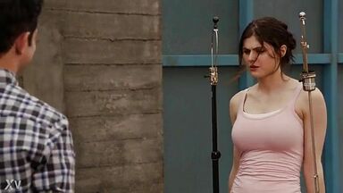 Alexandra Daddario sexy in New Girl