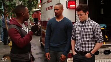 Alexandra Daddario sexy in New Girl