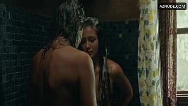 Latin girls bathing together