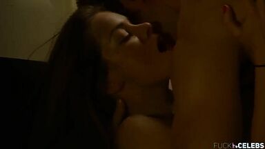 Wrong Turn 5 hottest scenes!