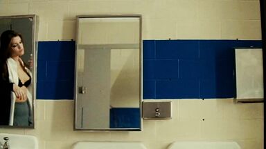 Blowing the lucky guy in school's bathroom