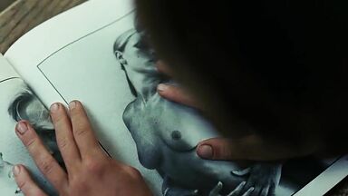 Making up among girls