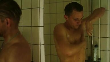 Lola Zackow and Madeleine Martin lesbian scene Dystopia