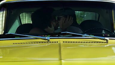 Mariana Nunes and Mari Peixoto lesbic sex in Blaxploitation: A Rainha Negra