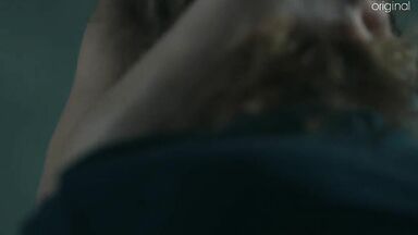 Prison MILFs lesbic kissing