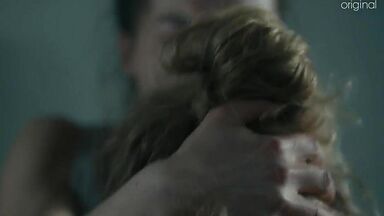 Prison MILFs lesbic kissing