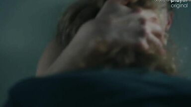 Prison MILFs lesbic kissing