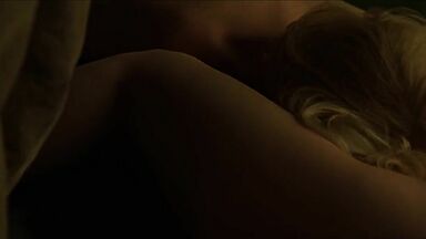 Rooney Mara and Cate Blanchett lesbic scene Carol (2015)