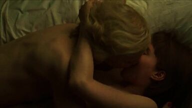 Rooney Mara and Cate Blanchett lesbic scene Carol (2015)