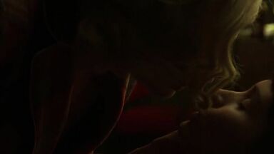 Rooney Mara and Cate Blanchett lesbic scene Carol (2015)