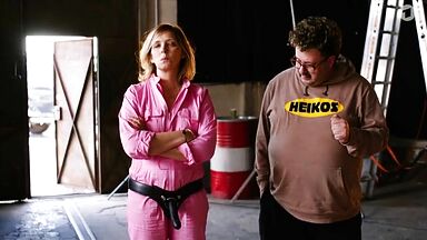 MILF explores her sexuality