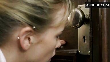 Spanking the teen girl