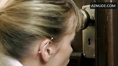 Spanking the teen girl