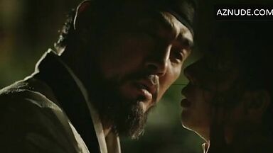 Gyu-Ri Kim show breats Portrait Of A Beauty