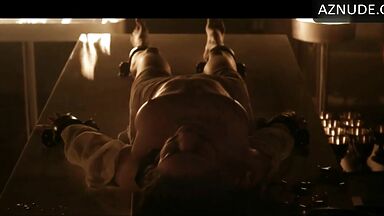 Iria Esteller ripped shirt, Panzer