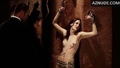 Marie Espinosa torture in Gradiva (C'Est Gradiva Qui Vous Appelle)