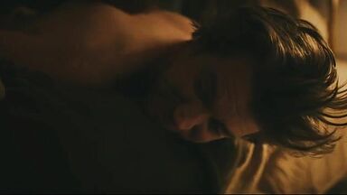 Maya Hawke naked in movie Wildcat (2024)