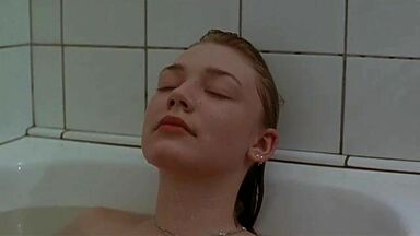 Oksana Akinshina prostitution scenes in Lilya 4-Ever