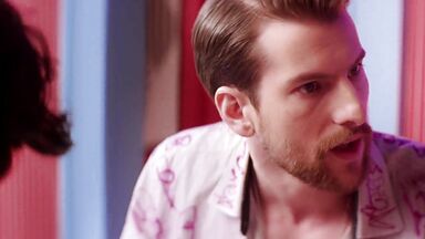 Blonde's happy sex ride