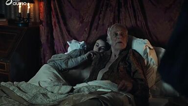 Sexy teen next to old guy