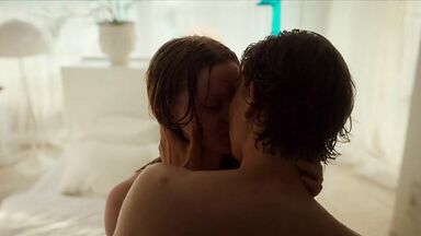 Ines Høysæter Asserson nude in Royalteen (2022)