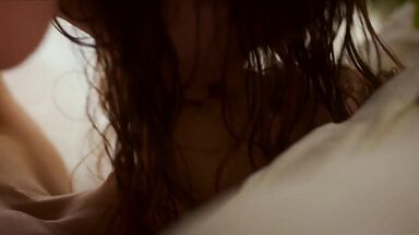 Ines Høysæter Asserson nude in Royalteen (2022)