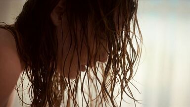 Ines Høysæter Asserson nude in Royalteen (2022)