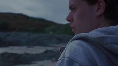 Léonie Dahan-Lamort topless in L'Île et le continent