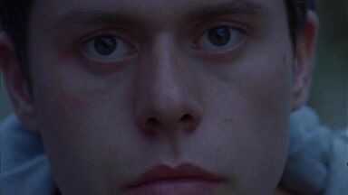 Léonie Dahan-Lamort topless in L'Île et le continent