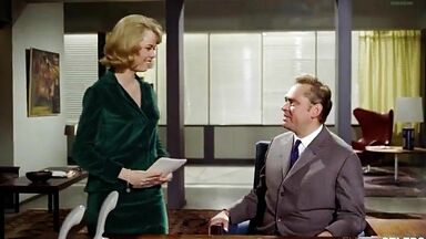 Bodil Steen naked in Pigen Og Millionæren