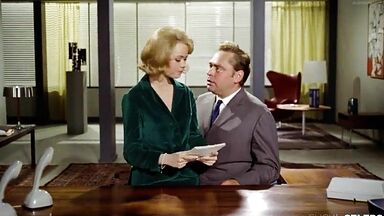 Bodil Steen naked in Pigen Og Millionæren